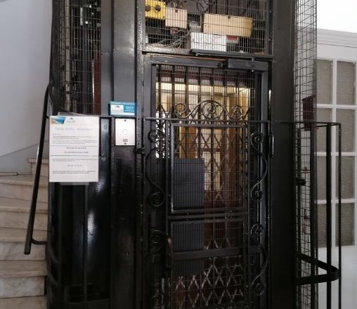(2) Nice : rénovation d'un ascenseur antique - avant
